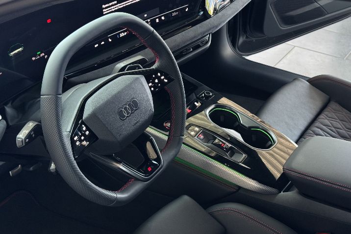 Audi%20%u04106