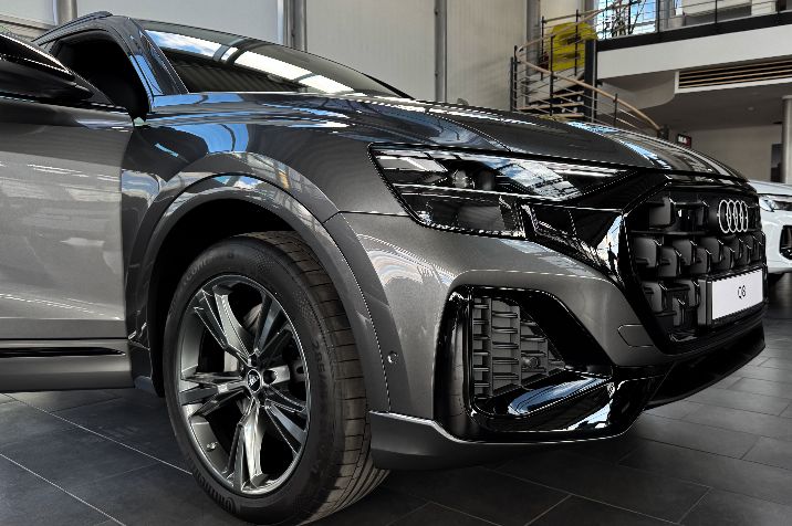 Audi%20Q8