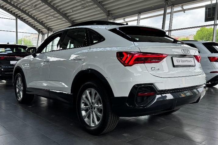Audi%20Q3%20Sportback%2040%20TFSI%20quattro