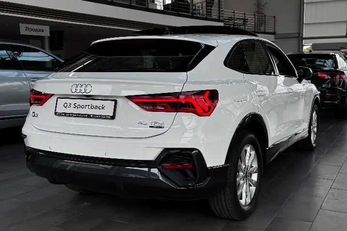 Audi%20Q3%20Sportback%2040%20TFSI%20quattro