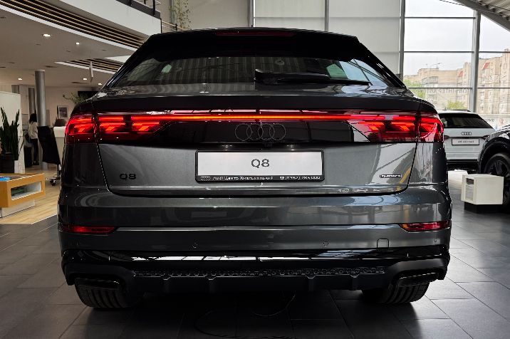 Audi%20Q8