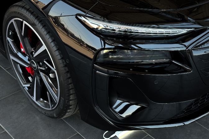 Audi%20S6%20Sportback%20e-tron