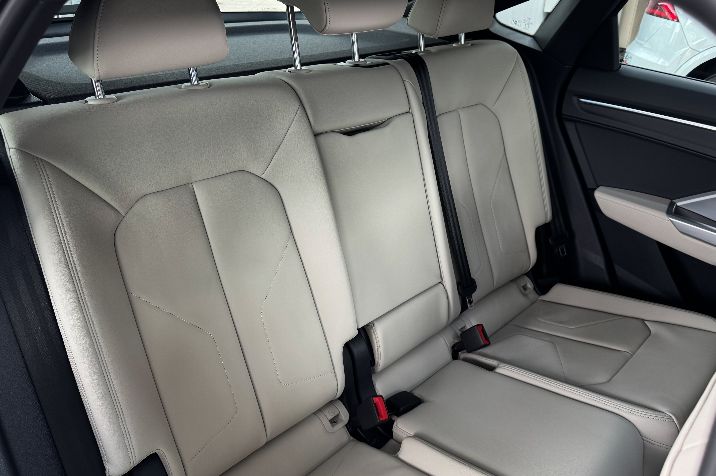 Audi%20Q3%20Sportback%2040%20TFSI%20quattro
