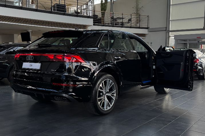 Audi%20Q8
