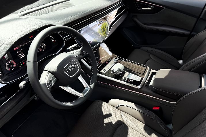 Audi%20Q8