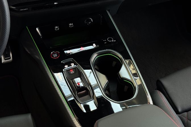Audi%20%u04106