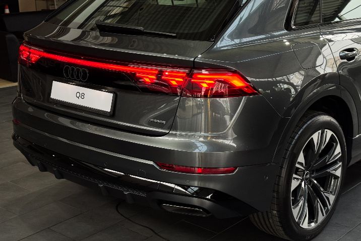Audi%20Q8