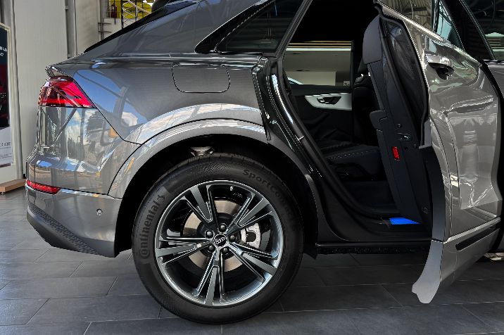 Audi%20Q8