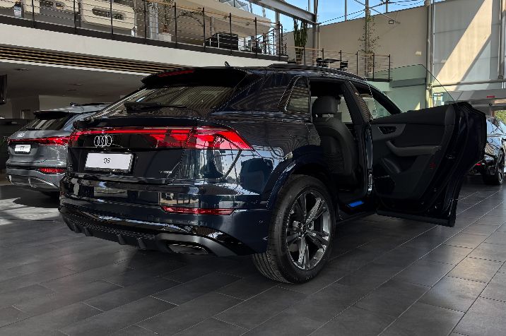 Audi%20Q8