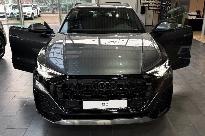 Audi%20Q8