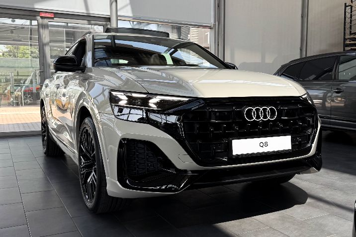 Audi%20Q8
