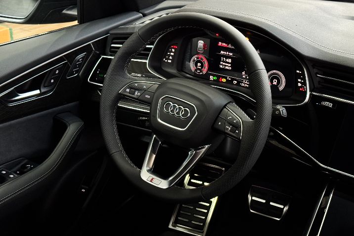 Audi%20Q8