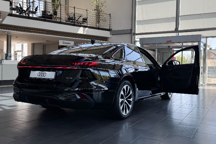 Audi%20%u04106