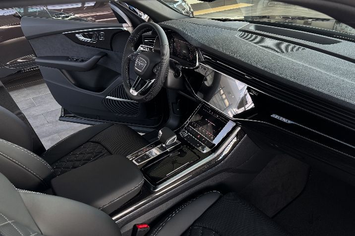 Audi%20Q8