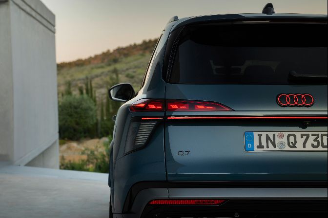 Audi%20Q7%20NEW