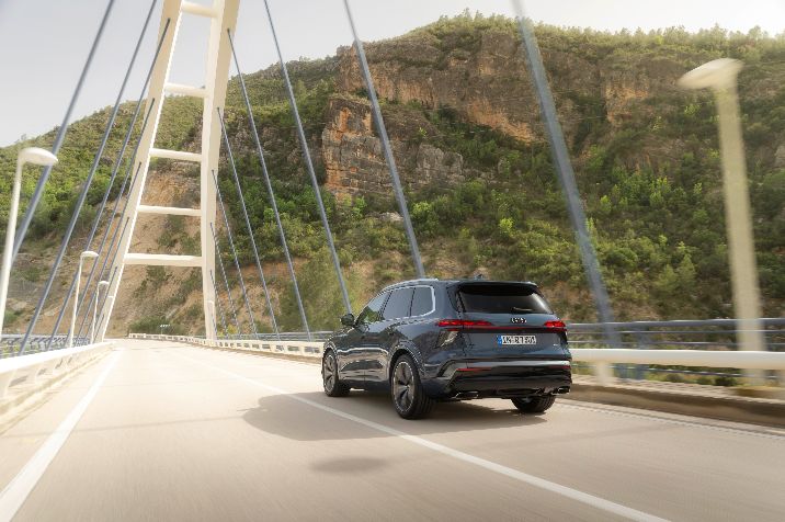 Audi%20Q7%20NEW