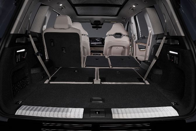 Audi%20Q7%20NEW