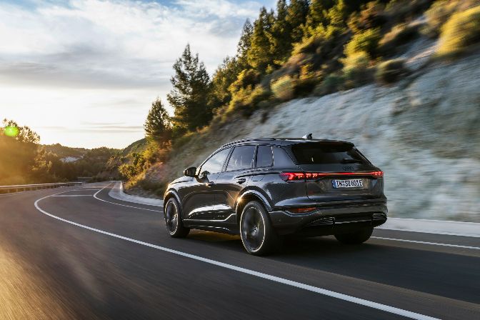 Audi%20Q6%20e-tron