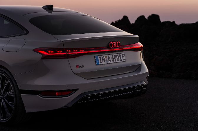 Audi%20A6%20e-tron